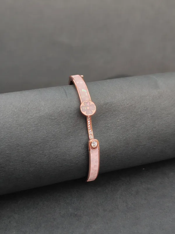 BLOSSOM_LUXE_BRACELETE