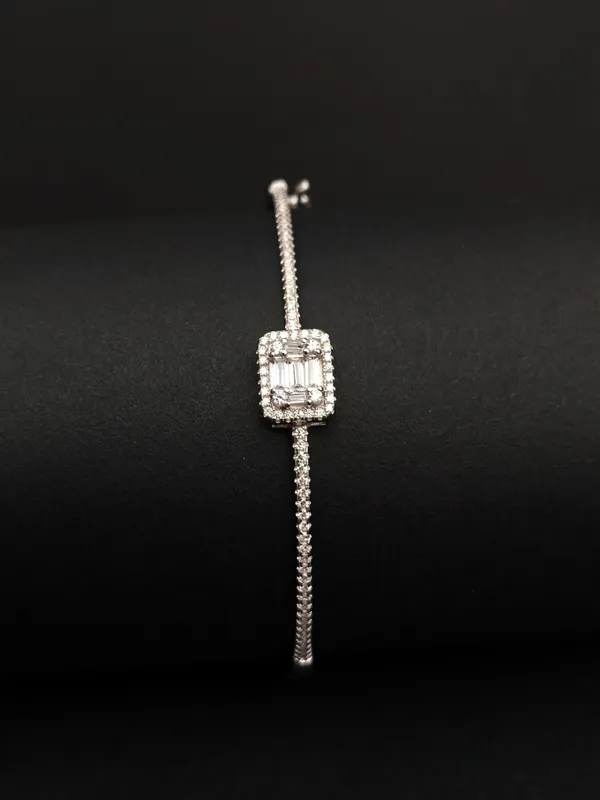 REGAL_SOLITAIRE_GLOW_BRACELETE