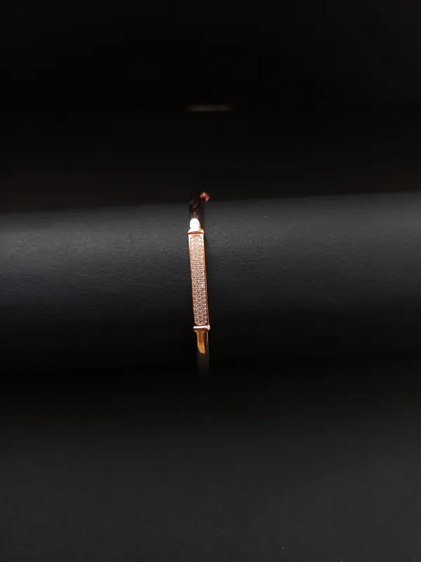 ROSE_MINIMAL_BAR_BRACELETE