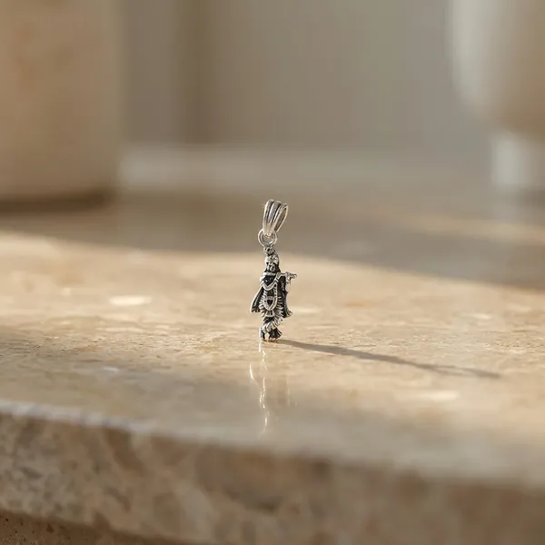 Tribal_Skeleton_Figurine_With_Reflection_For_Women