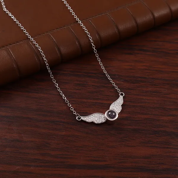 Harry_Potter_Golden_Snitch_Wings_Necklace_With_Black_Crystal_For_Women