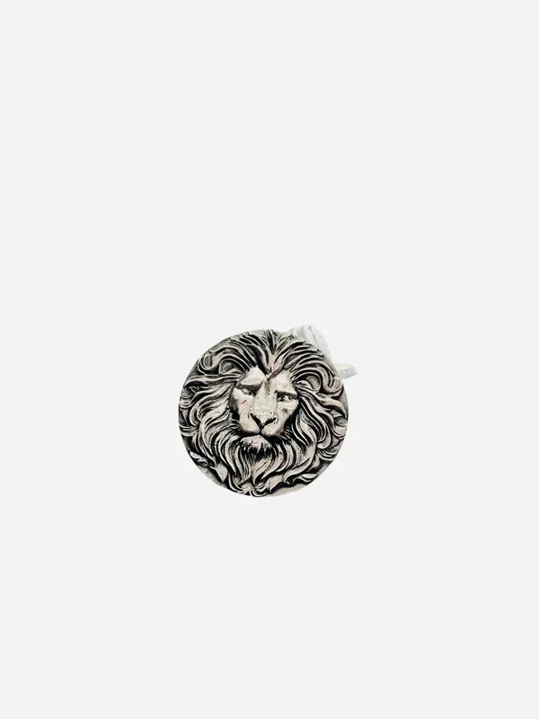 LION_BROOCH