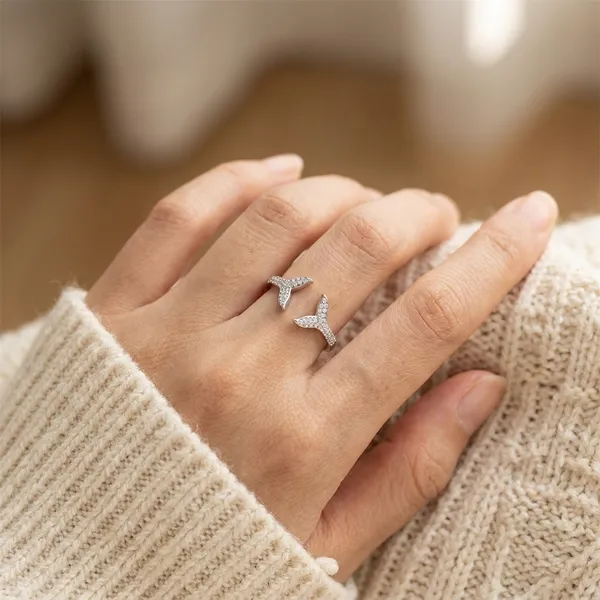 Silver_Plated_Crystal_Studded_Adjustable_Ring_For_Women