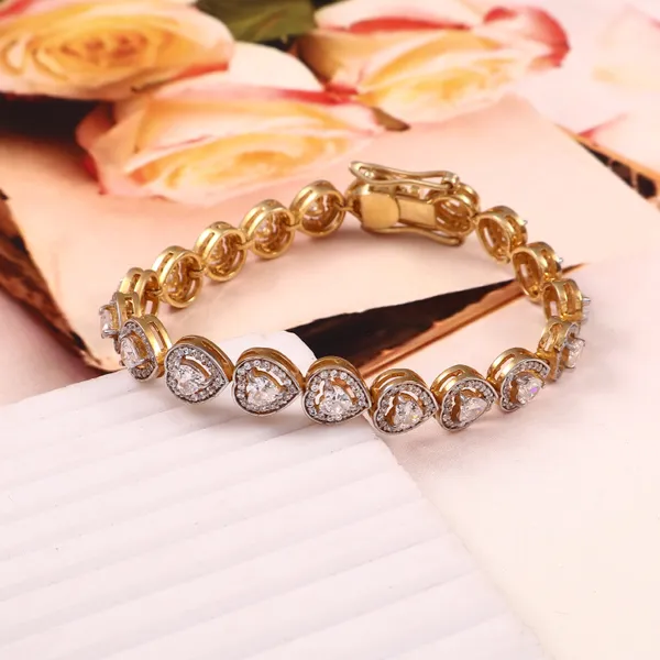 Gold-Plated_Diamond_Studded_Heart-Shaped_Link_Bracelet_For_Women_For_Women