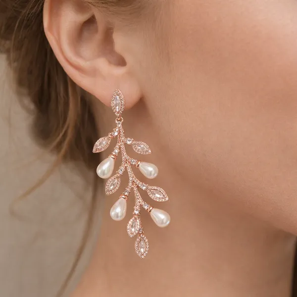 Rose_Gold_Crystal_Leaf_Earrings_with_Pearl_Drops