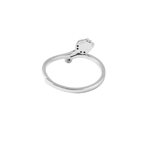 White_Rose_Ring
