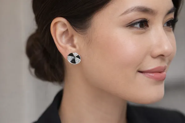 Silver-Toned_Geometric_Stud_Earrings_with_Black_and_Crystal_Embellishments