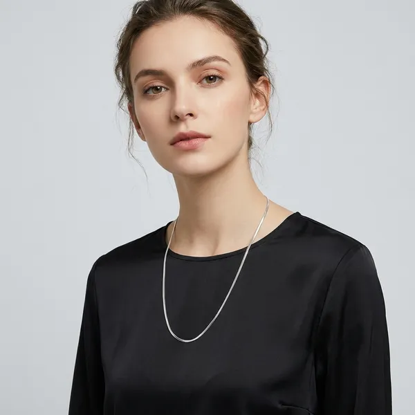 Sterling_Silver_Snake_Chain_Necklace_Sleek_&_Elegant_Design_For_Women