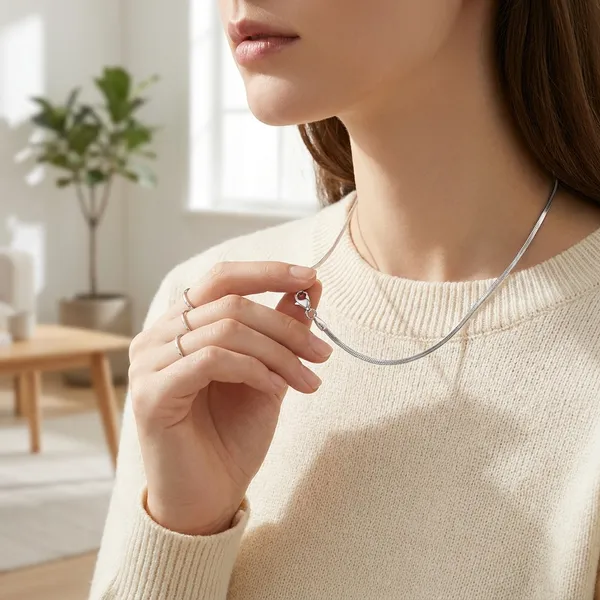 Sterling_Silver_Snake_Chain_Necklace_Sleek_&_Elegant_Design_For_Women