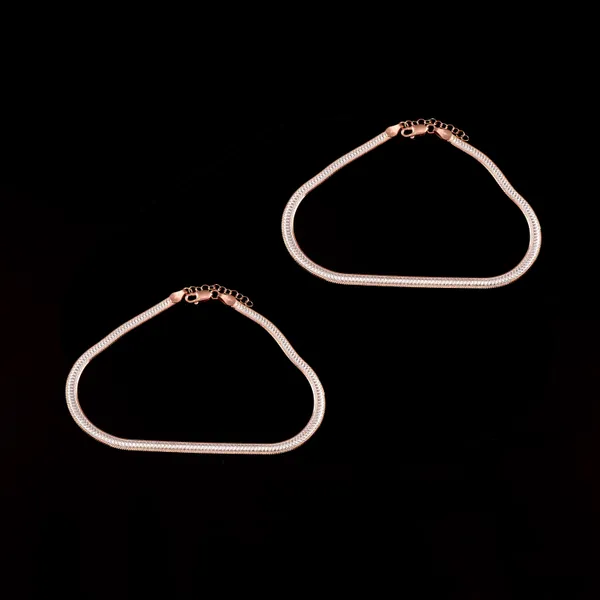 Verona_Two-Tone_Foot_Chains_Elegant_Flat_Snake_Chain_Anklets