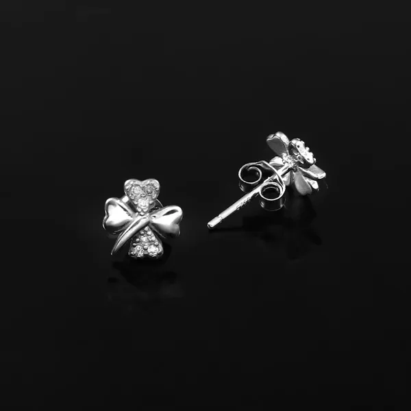 Silver_Butterfly_Stud_Earrings_For_Women