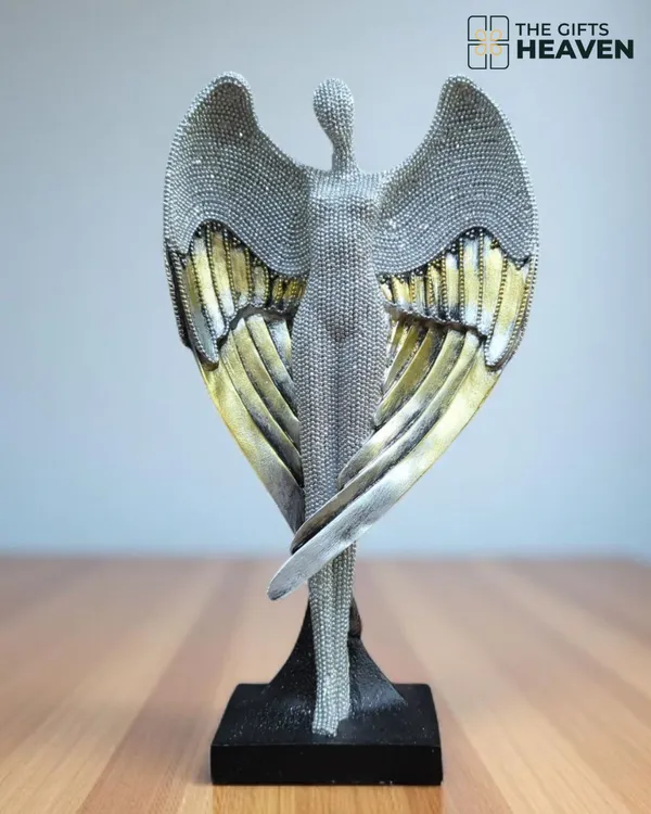 Silver_Resin_Home_Figurine