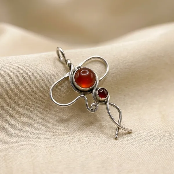 Red_Onyx_Wire_Sculpture_Dual_Stone_925_Sterling_Silver_Pendant