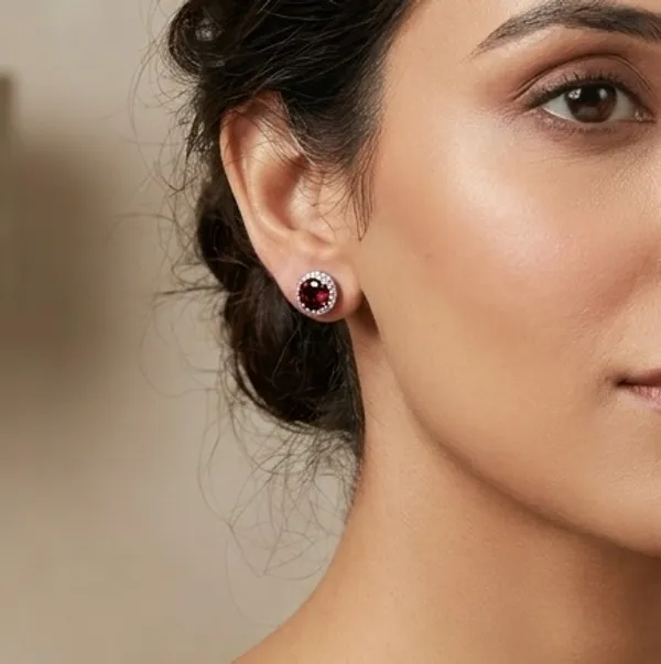 Garnet_Crown_Stud_925_Sterling_Silver_Earrings
