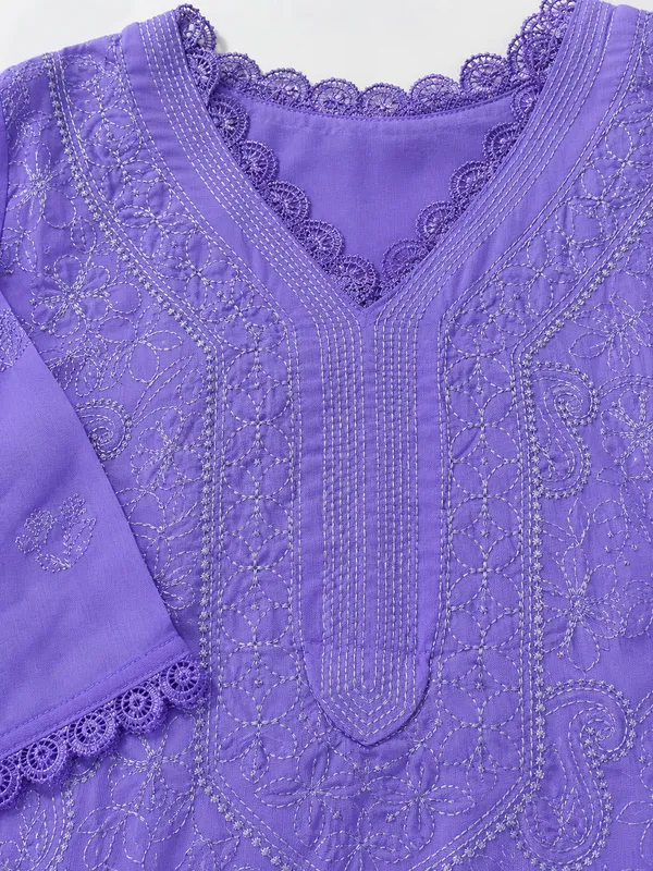 Lavender_Georgette_Chikankari_Embroidery_Kurta_With_Pant_And_Dupatta_For_Women