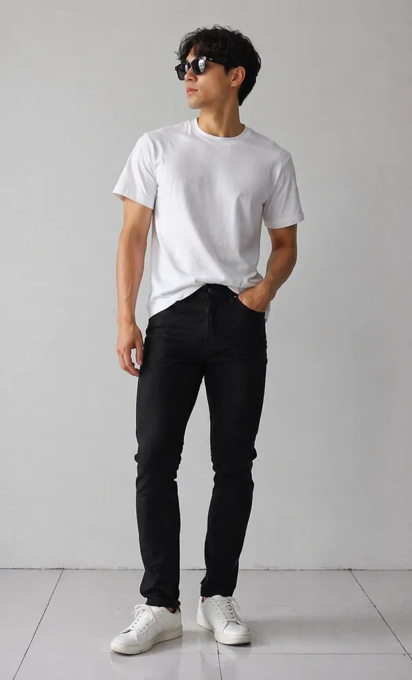 Black_Cotton_Solid_Denim_Jeans_For_Men