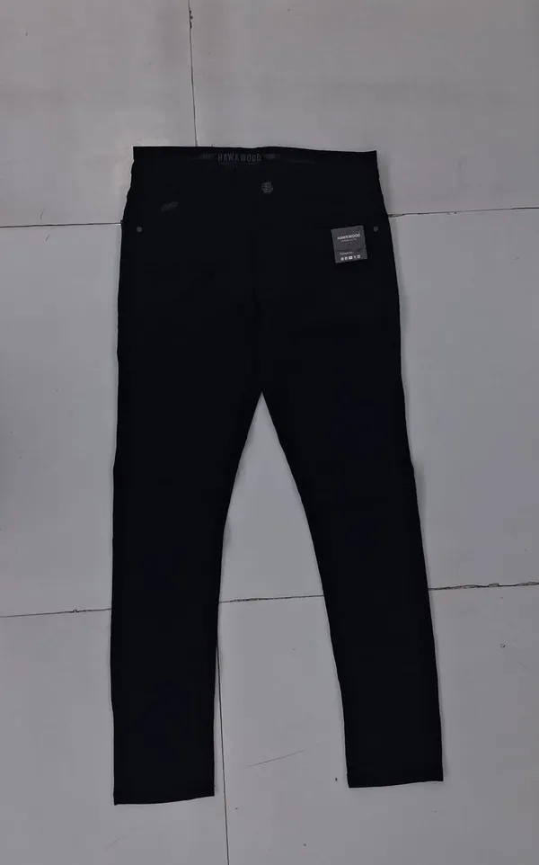 Black_Cotton_Solid_Denim_Jeans_For_Men