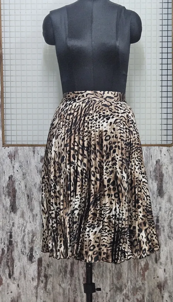 Satin_Pleated_Animal_Print_Skirt