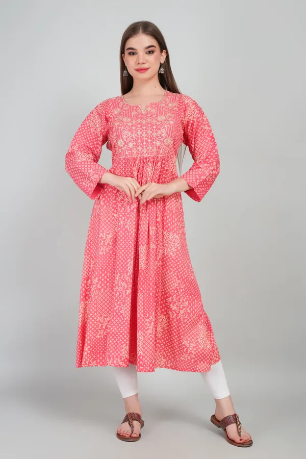 Gajari_Women_Rayon_Kurti_Elegant_Party_And_Festive_Wear