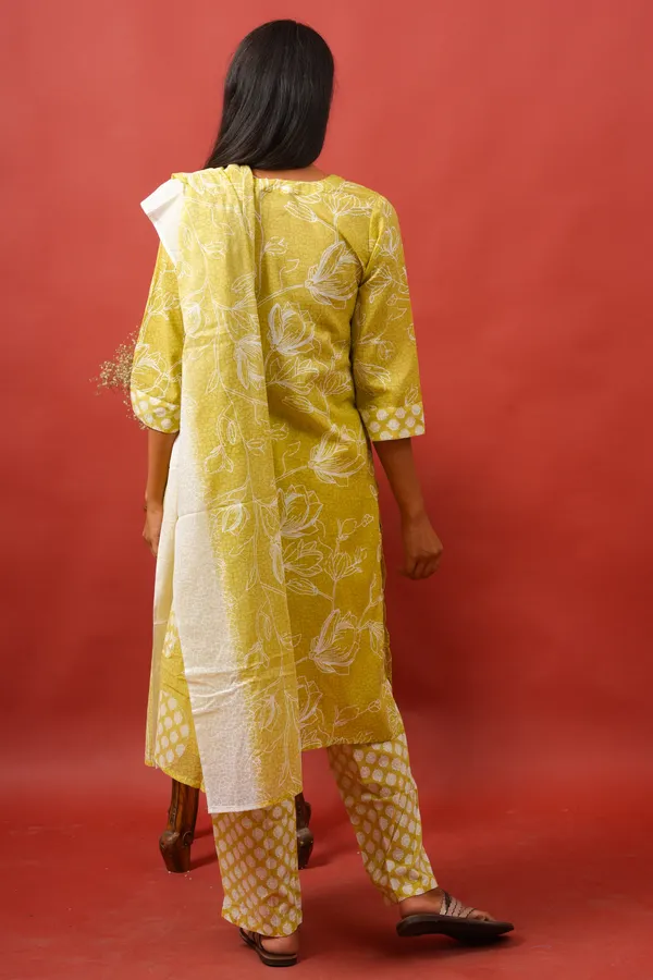 Women_Cotton_Kurta_And_Trouser_With_Dupatta_Set_Elegant_Party_And_Festive_Wear_For_Women