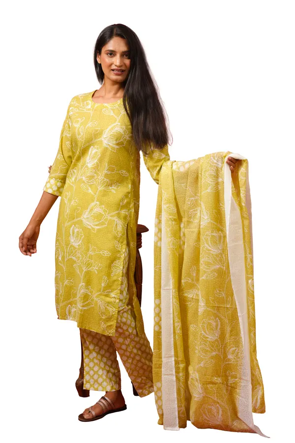 Women_Cotton_Kurta_And_Trouser_With_Dupatta_Set_Elegant_Party_And_Festive_Wear_For_Women