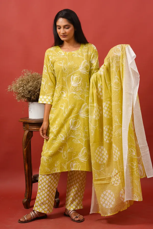 Women_Cotton_Kurta_And_Trouser_With_Dupatta_Set_Elegant_Party_And_Festive_Wear_For_Women
