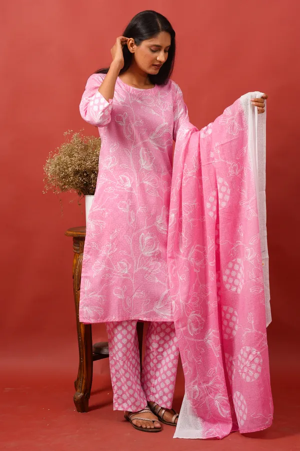 Women_Cotton_Kurta_And_Trouser_With_Dupatta_Set_Elegant_Party_And_Festive_Wear_For_Women