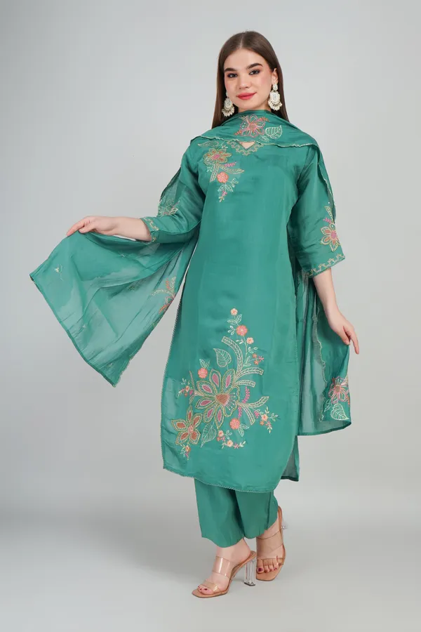 Green_Women_Mul_Chanderi_Kurta_With_Trousers_And_Dupatta_Set_Party_And_Festive_Wear