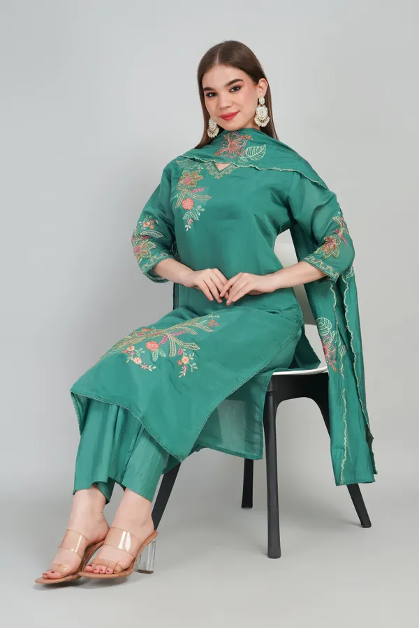 Green_Women_Mul_Chanderi_Kurta_With_Trousers_And_Dupatta_Set_Party_And_Festive_Wear