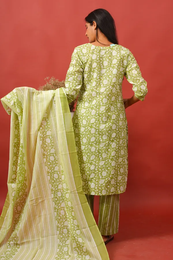 Women_Cotton_Kurta_And_Trouser_With_Dupatta_Set_Elegant_Party_And_Festive_Wear_For_Women