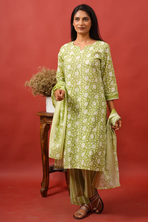 Women_Cotton_Kurta_And_Trouser_With_Dupatta_Set_Elegant_Party_And_Festive_Wear_For_Women