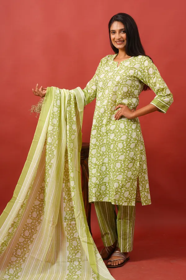Women_Cotton_Kurta_And_Trouser_With_Dupatta_Set_Elegant_Party_And_Festive_Wear_For_Women