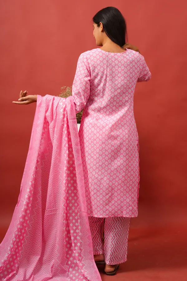 Women_Cotton_Kurta_And_Trouser_With_Dupatta_Set_Elegant_Party_And_Festive_Wear_For_Women