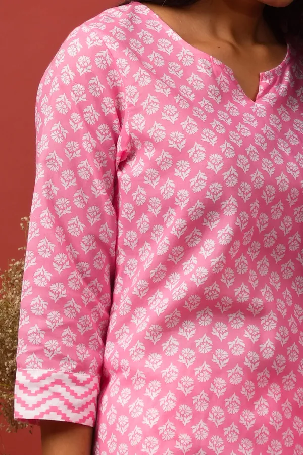 Women_Cotton_Kurta_And_Trouser_With_Dupatta_Set_Elegant_Party_And_Festive_Wear_For_Women