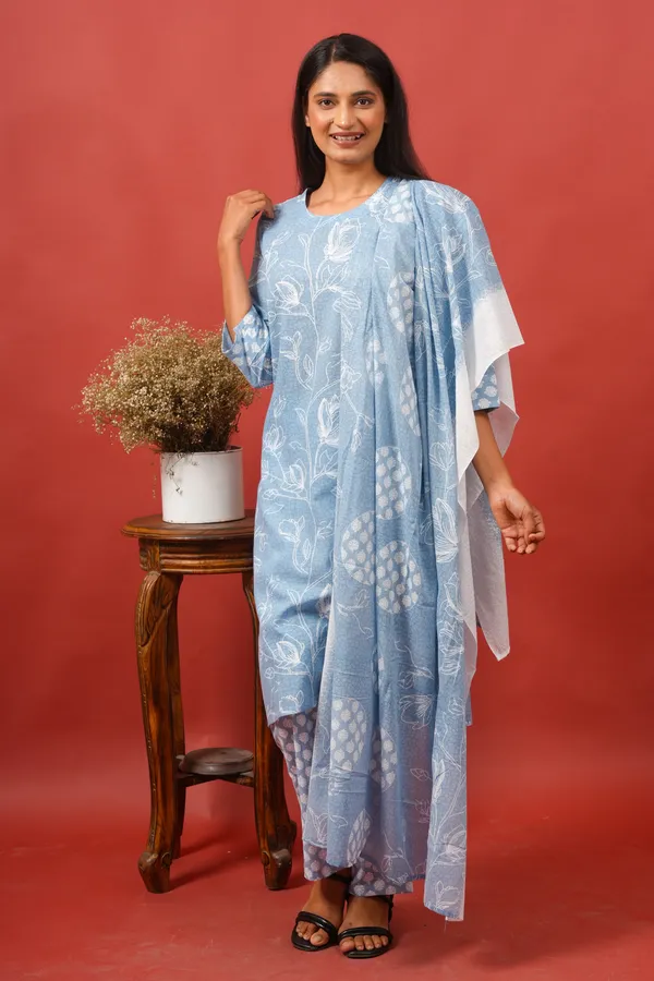 Women_Cotton_Kurta_And_Trouser_With_Dupatta_Set_Elegant_Party_And_Festive_Wear_For_Women
