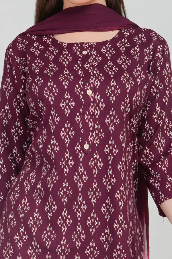 Women_Rayon_Kurta_And_Trouser_With_Dupatta_Set_Elegant_Party_And_Festive_Wear