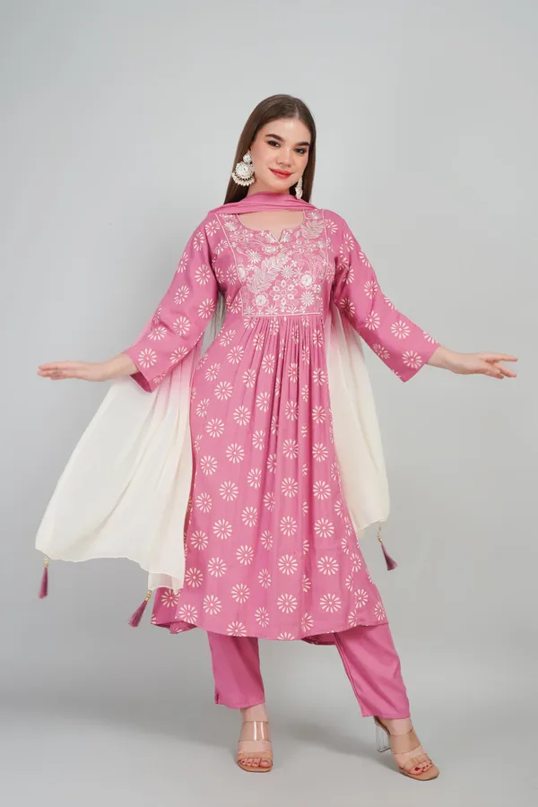 Women_Cotton_Kurta_And_Trouser_With_Dupatta_Set_Elegant_Party_And_Festive_Wear