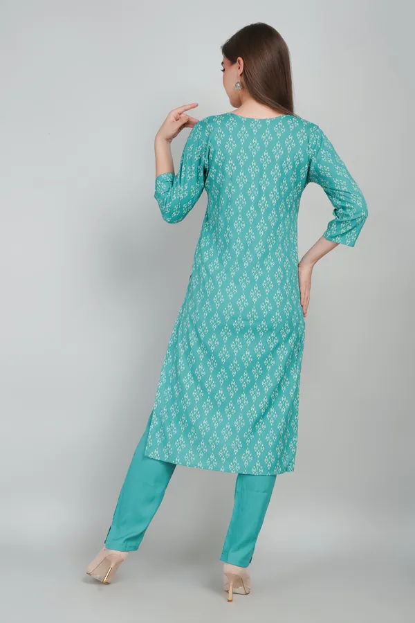 Women_Rayon_Kurta_And_Trouser_With_Dupatta_Set_Elegant_Party_And_Festive_Wear