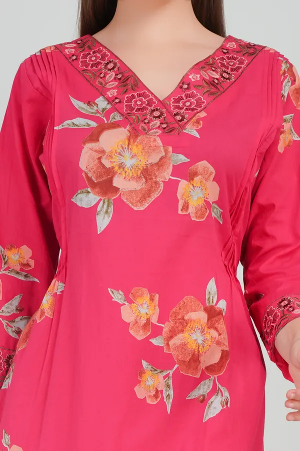 Women_Cotton_Kurta_And_Trouser_With_Dupatta_Set_Elegant_Party_And_Festive_Wear