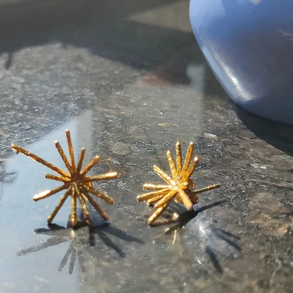 Premium_And_Fancy_Design_Brass_Spark_Earring_Gold