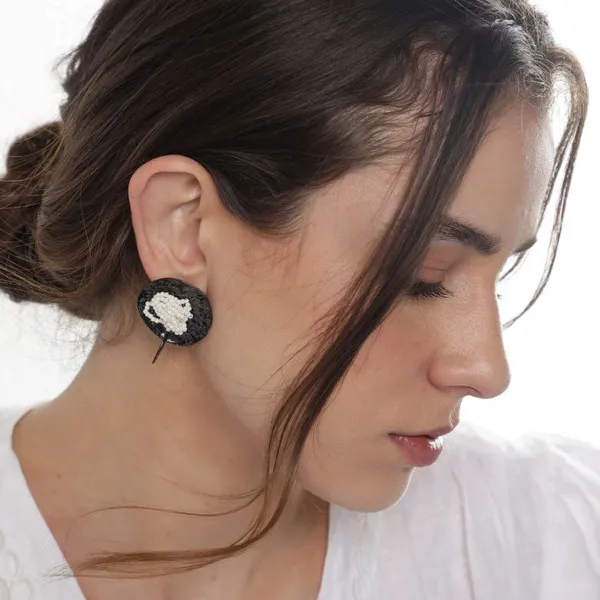Premium_And_Fancy_Design_Brass_Wheel_Earring_Grey