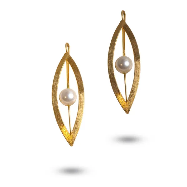 Premium_And_Fancy_Design_Brass_Bold_Earring