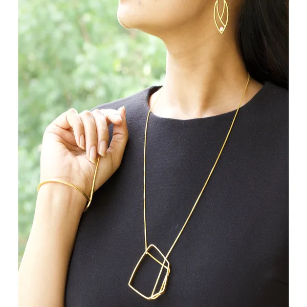Premium_And_Fancy_Design_Brass_Pentagon_Necklace_Gold