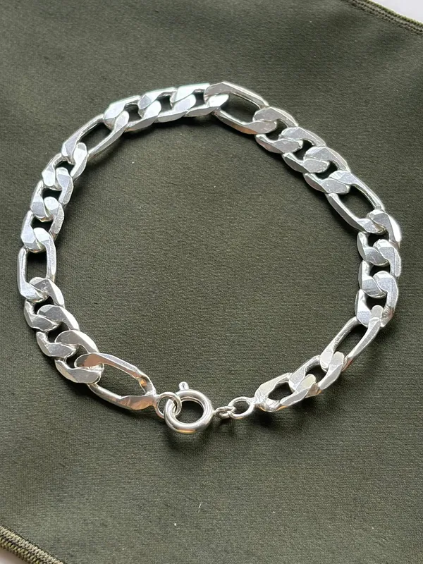 Premium_And_Fancy_Design_Brass_Oval_Silver_Bracelet