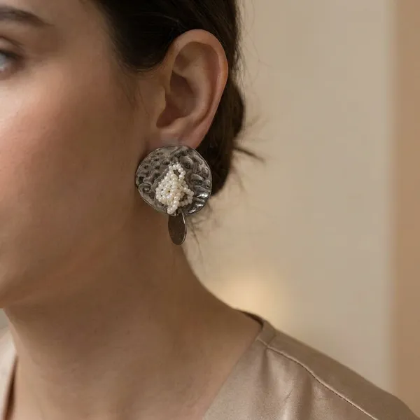Premium_And_Fancy_Design_Brass_Wheel_Earring_Grey