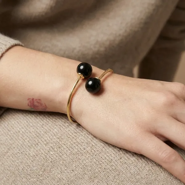 Premium_And_Fancy_Design_Brass_Endless_Bracelet_Black