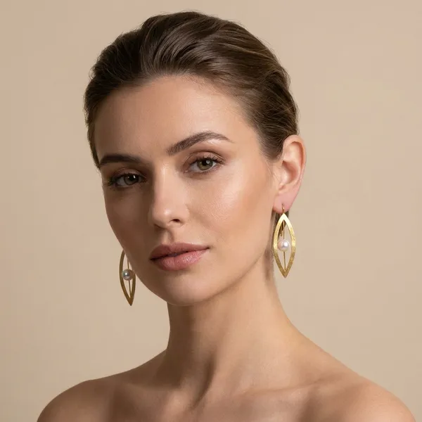 Premium_And_Fancy_Design_Brass_Bold_Earring