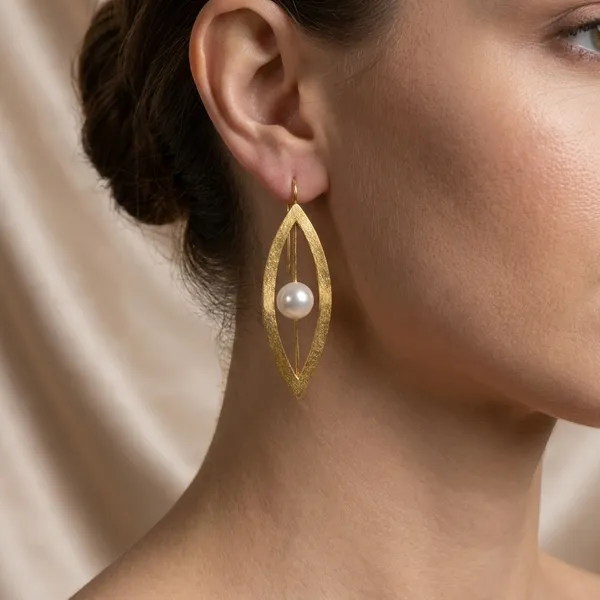 Premium_And_Fancy_Design_Brass_Bold_Earring