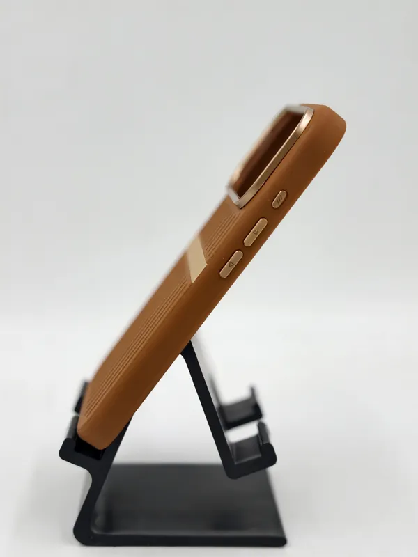 Brown_Pu_Leather_Mobile_Back_Cover_Kickstand_Iphone_17_Pro_&_Pro_Max