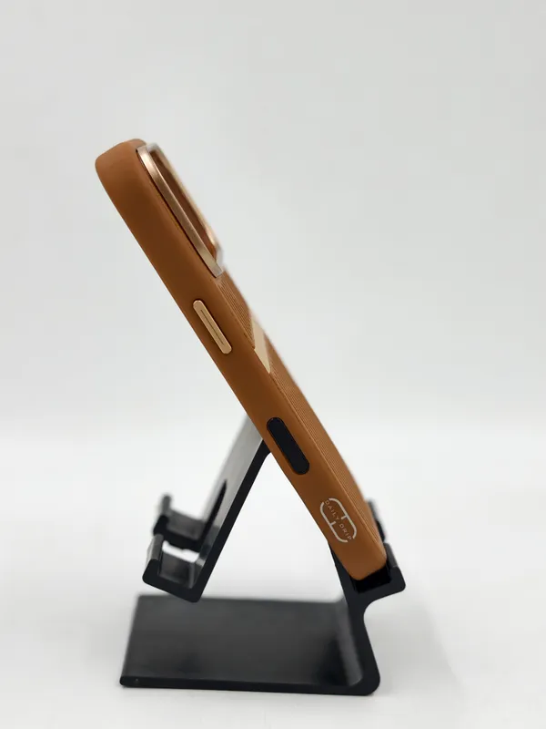 Brown_Pu_Leather_Mobile_Back_Cover_Kickstand_Iphone_17_Pro_&_Pro_Max